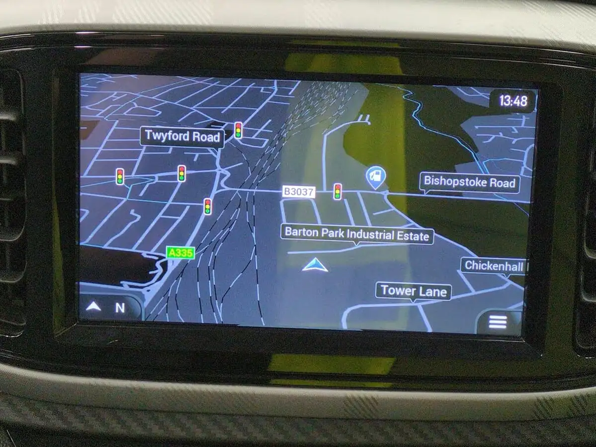 2023-mg-mg3-15-vti-tech-exclusive-nav-big-6