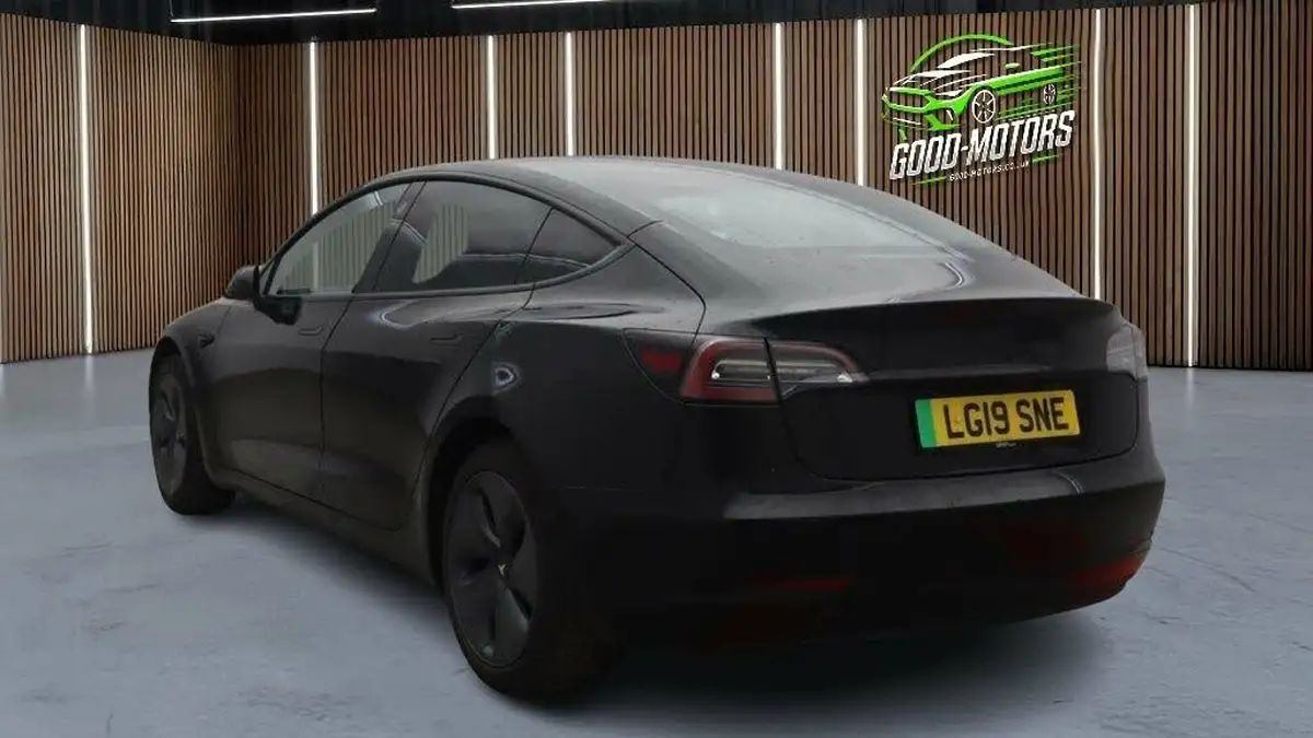 2019-tesla-model-3-e-standard-plus-big-6