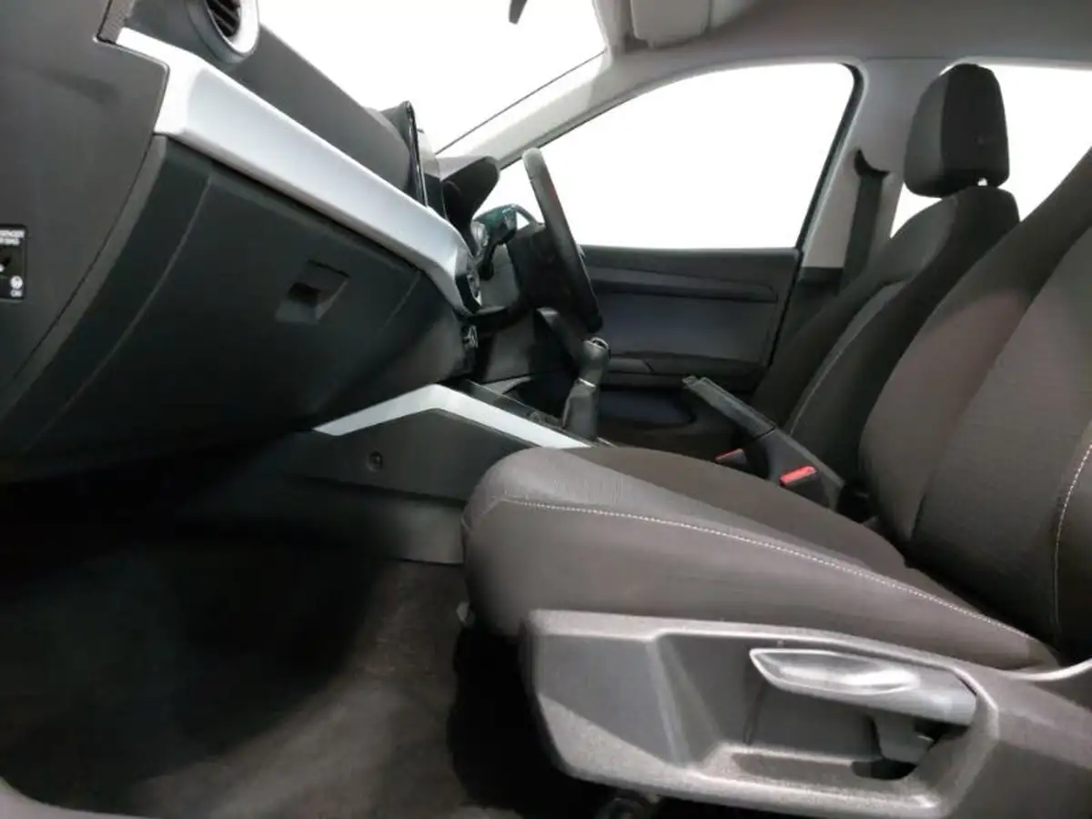 2022-seat-arona-10-tsi-evo-se-technology-big-4