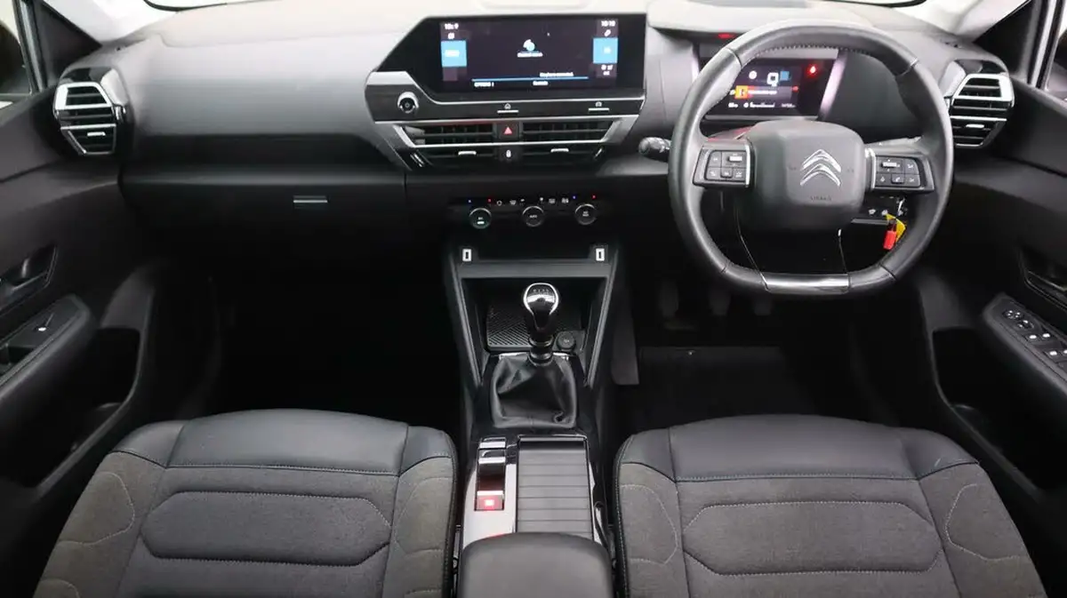 2022-citroen-c4-12-puretech-sense-plus-big-13