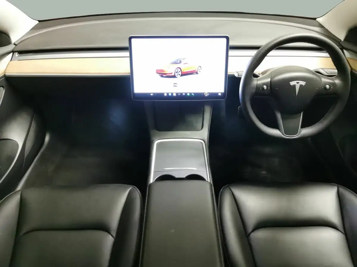 2022-tesla-model-3-e-long-range-big-2