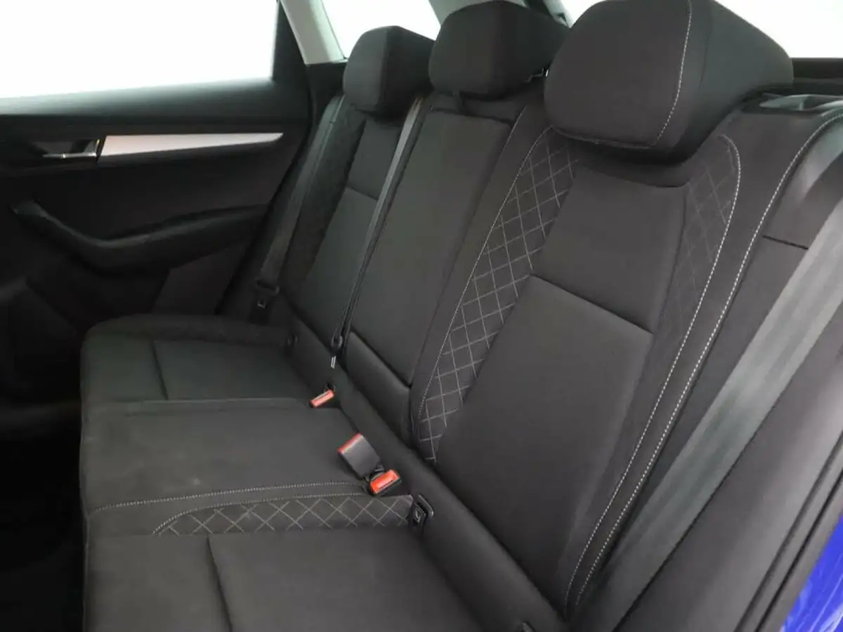 2019-skoda-karoq-10-tsi-se-technology-big-14