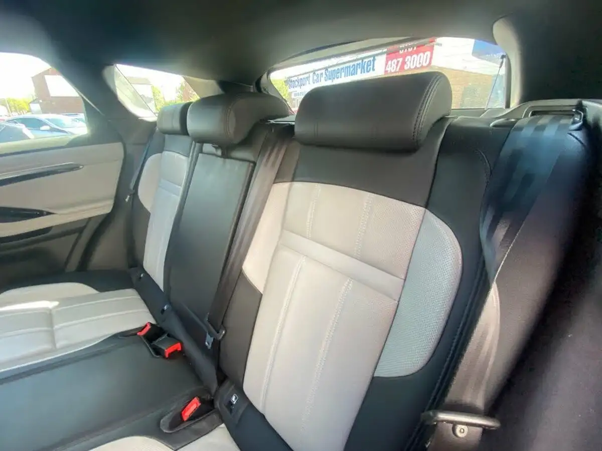 2019-land-rover-range-rover-evoque-20-d180-r-dynamic-se-big-22