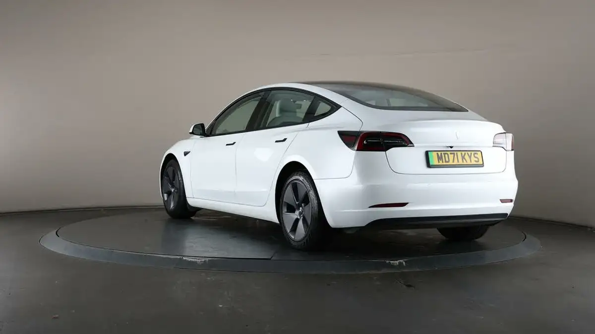 2021-tesla-model-3-e-standard-plus-big-66