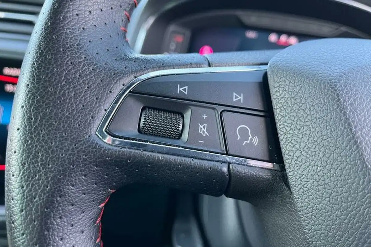 2020-seat-ibiza-10-tsi-fr-sport-95ps-big-34