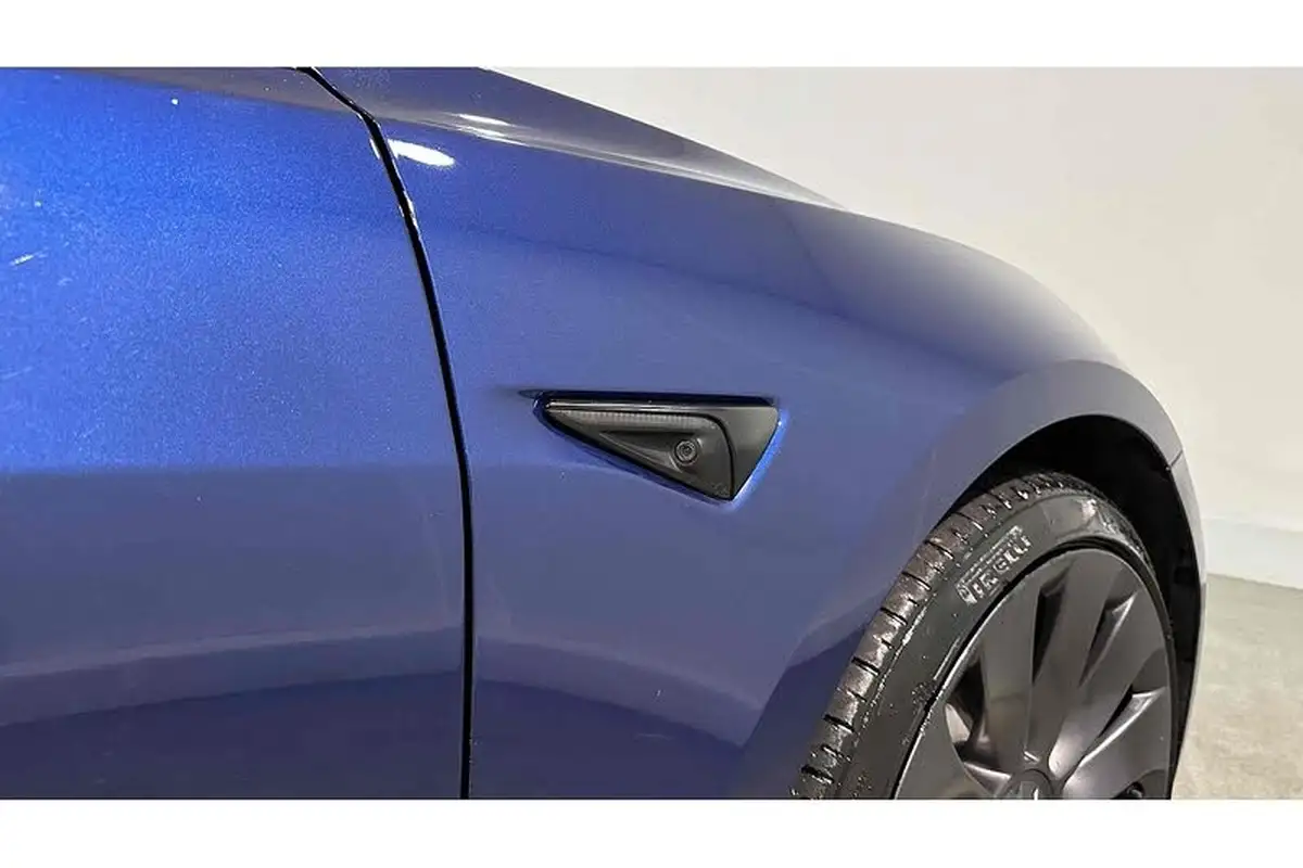 2022-tesla-model-3-e-performance-big-16