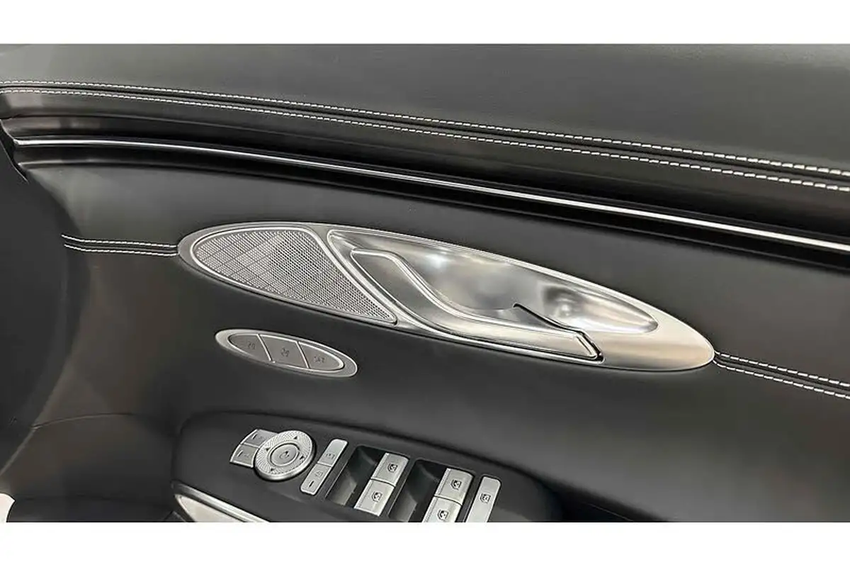 2023-genesis-gv70-e-sport-line-big-31
