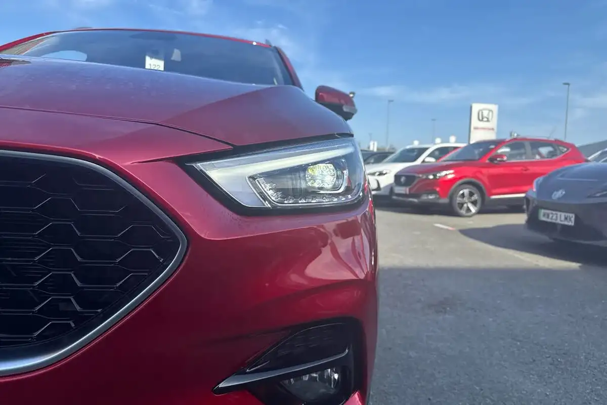 2023-mg-zs-suv-15-vti-tech-exclusive-big-16