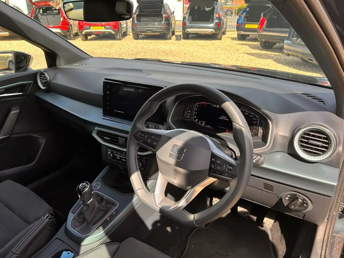 2023-seat-arona-10-tsi-xperience-big-32