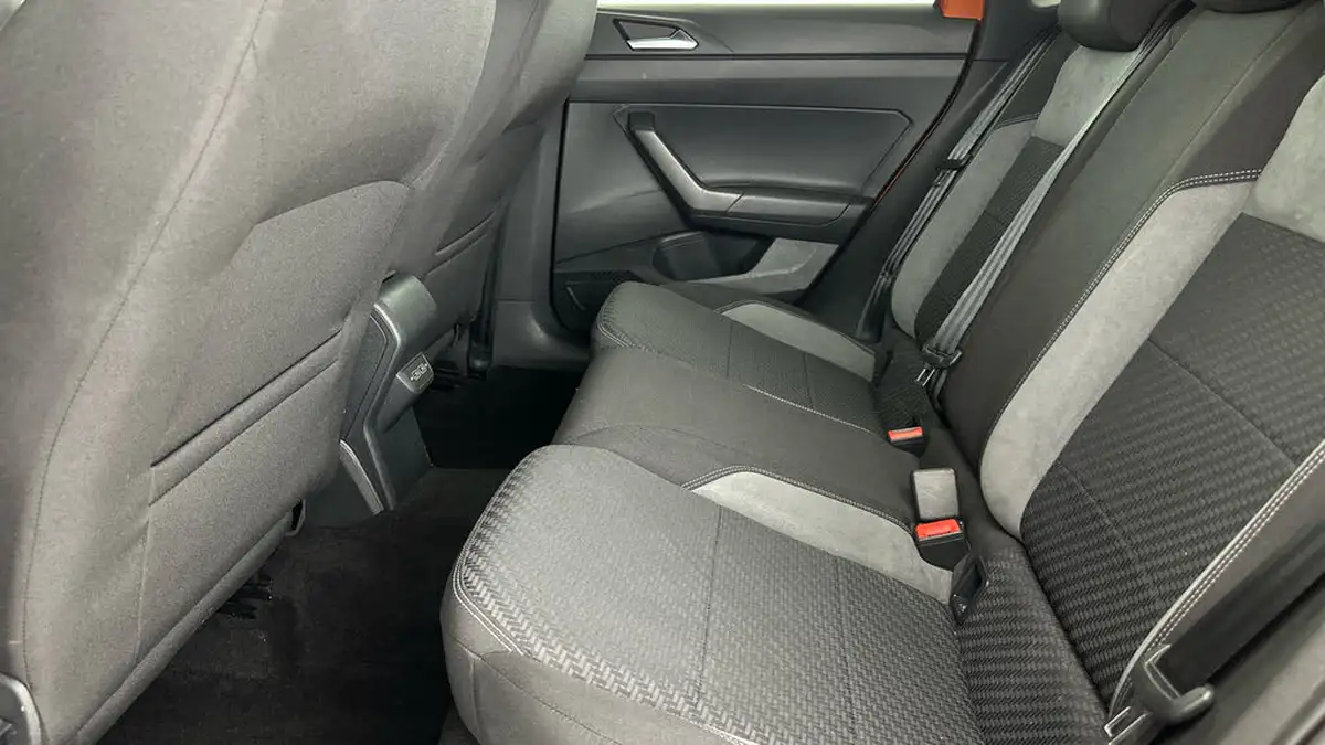 2019-volkswagen-polo-10-tsi-r-line-115ps-big-19