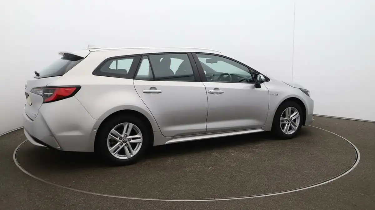 2021-toyota-corolla-18-vvt-i-icon-tech-spare-wheel-touring-sports-5d-big-51
