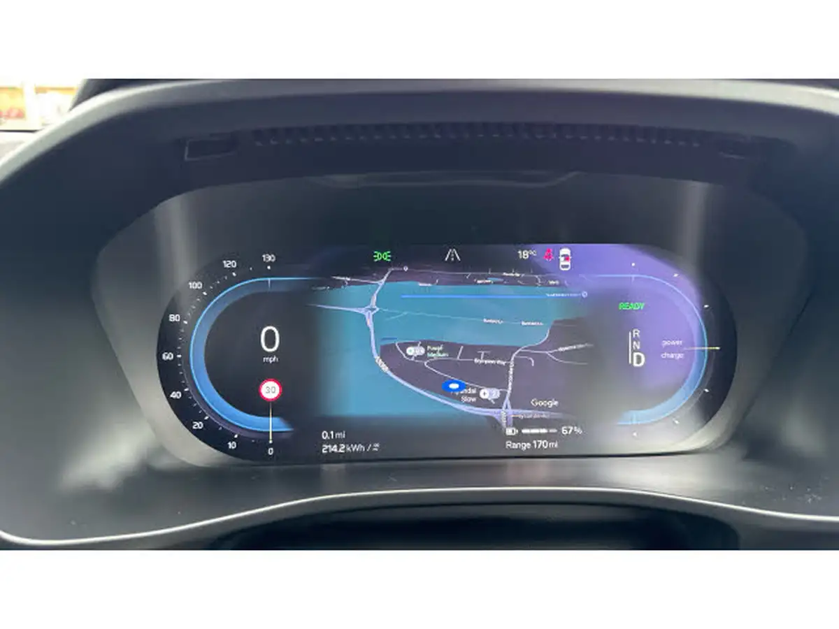 2022-volvo-xc40-e-recharge-plus-228bhp-big-10