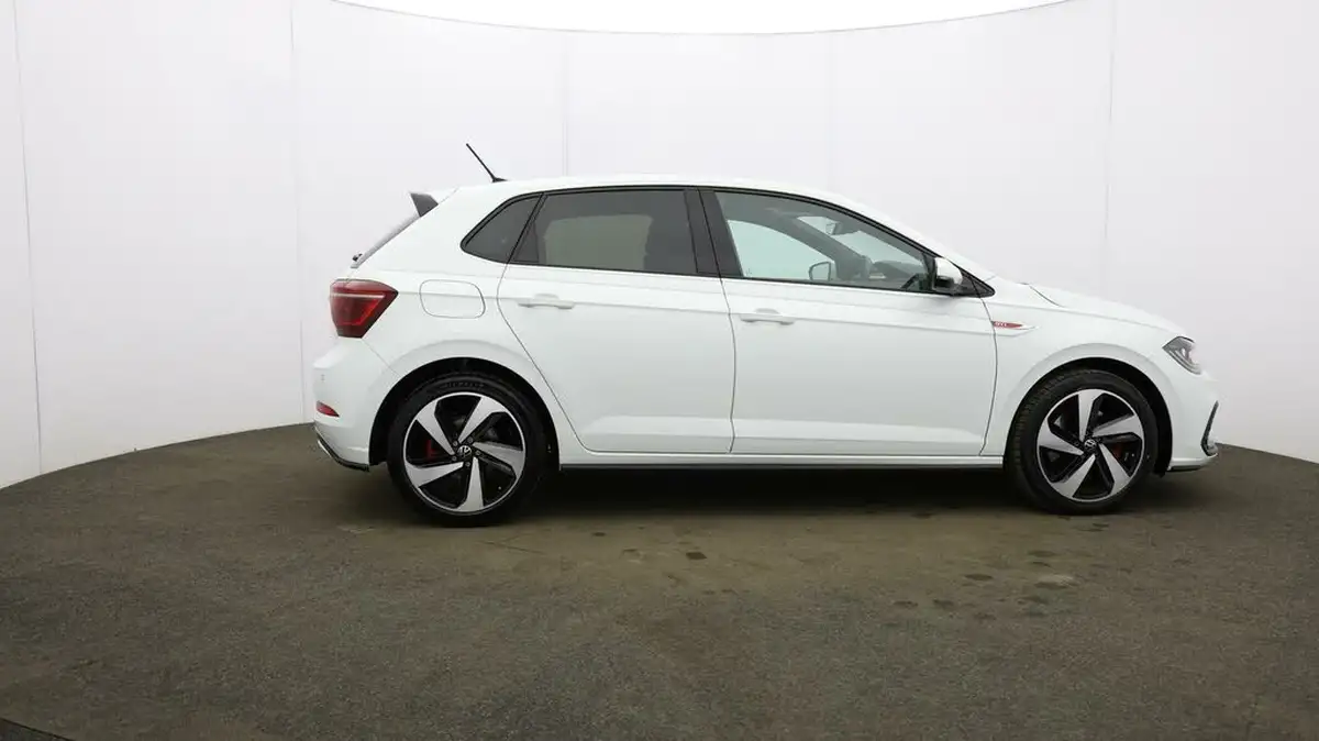 2023-volkswagen-polo-big-51
