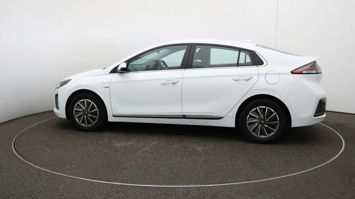 2021-hyundai-ioniq-e-premium-electric-100kw-big-58