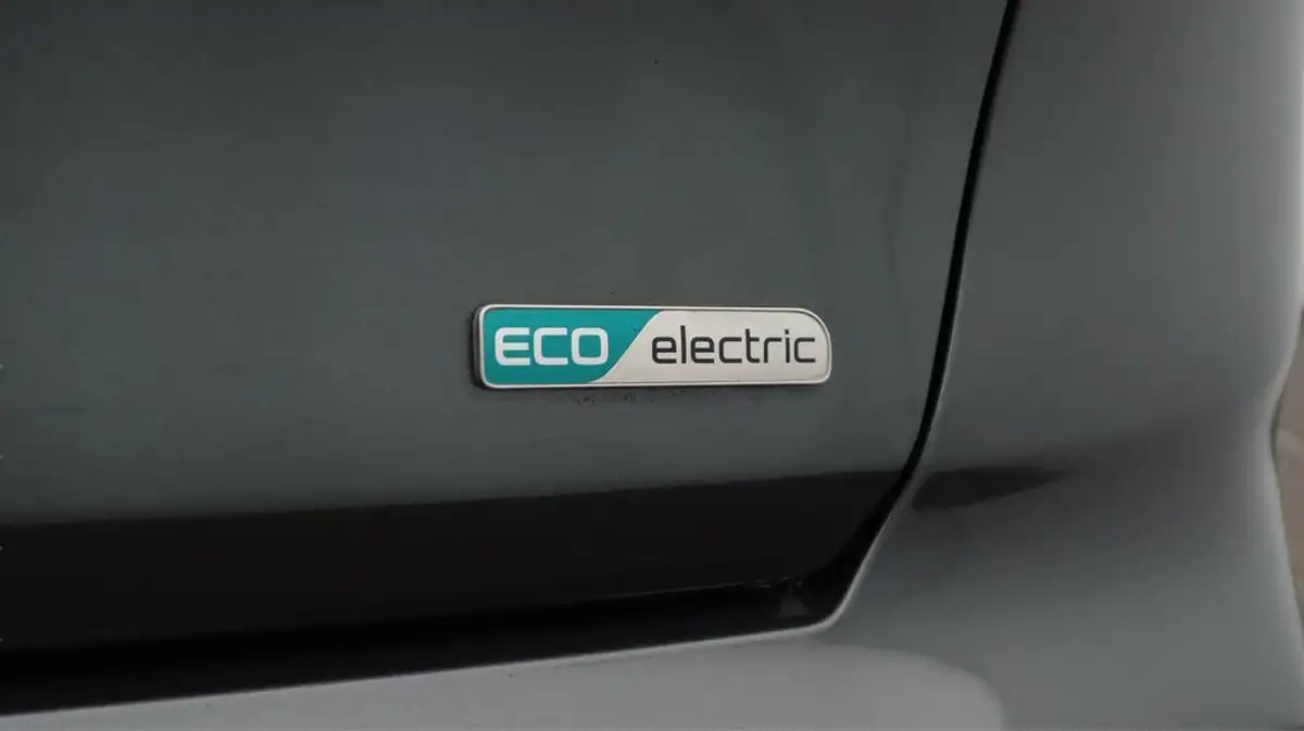 2021-kia-e-niro-ev-3-big-22