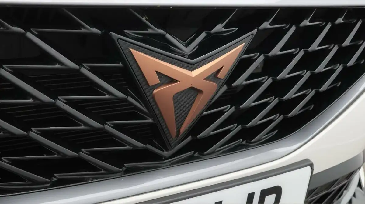 2022-cupra-formentor-20-tsi-vz2-310ps-4drive-big-23