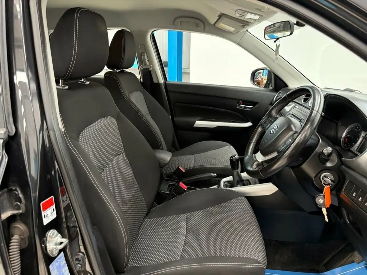 2016-suzuki-vitara-16-sz4-big-15