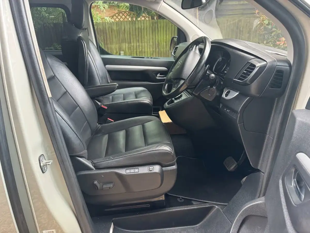2018-citroen-spacetourer-20bluehdi-flair-m-180ps-etg6-big-40