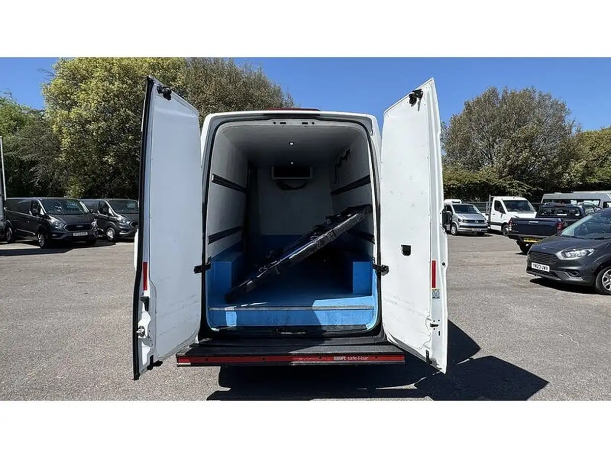 2021-man-tge-20-td-3140-long-140pseu6-rwd-high-roof-van-big-7