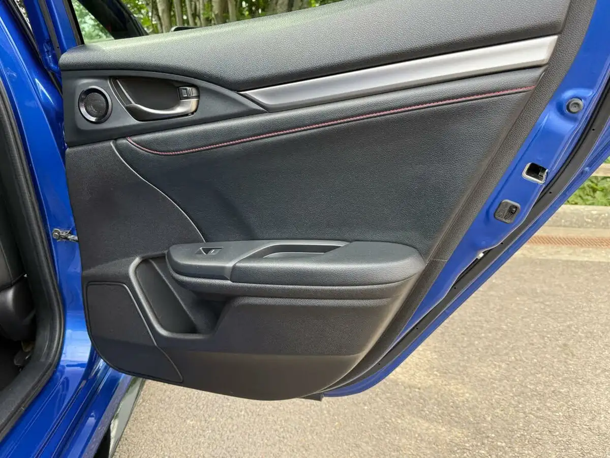 2019-honda-civic-10-vtec-turbo-sport-line-big-74