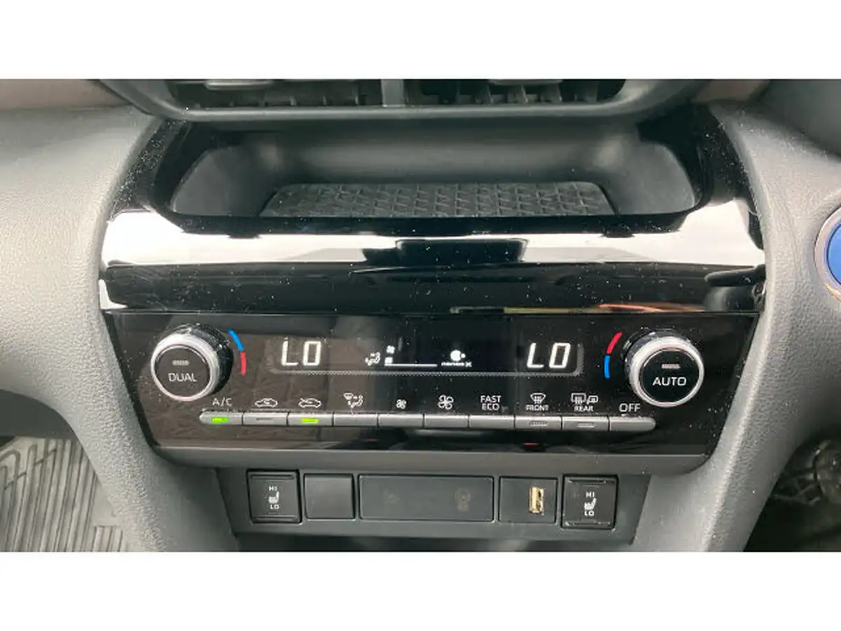 2024-toyota-yaris-cross-15-vvt-i-excel-awd-i-big-48