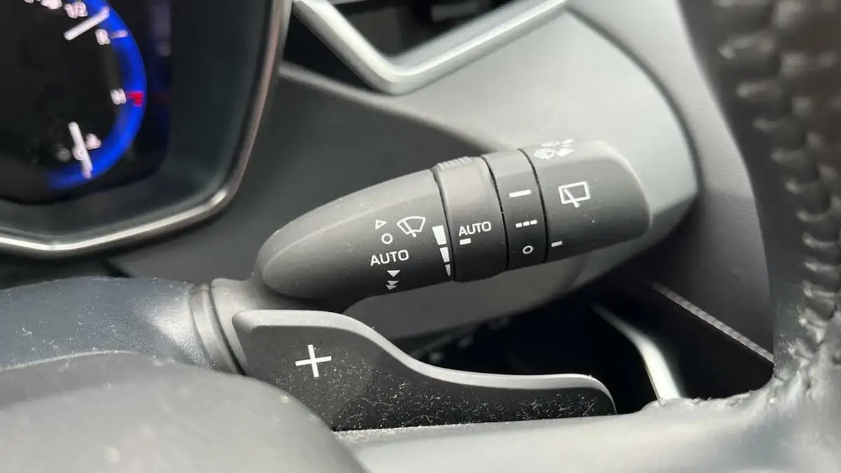 2022-toyota-corolla-20-vvt-i-design-181bhp-spare-wheel-hatchback-big-49