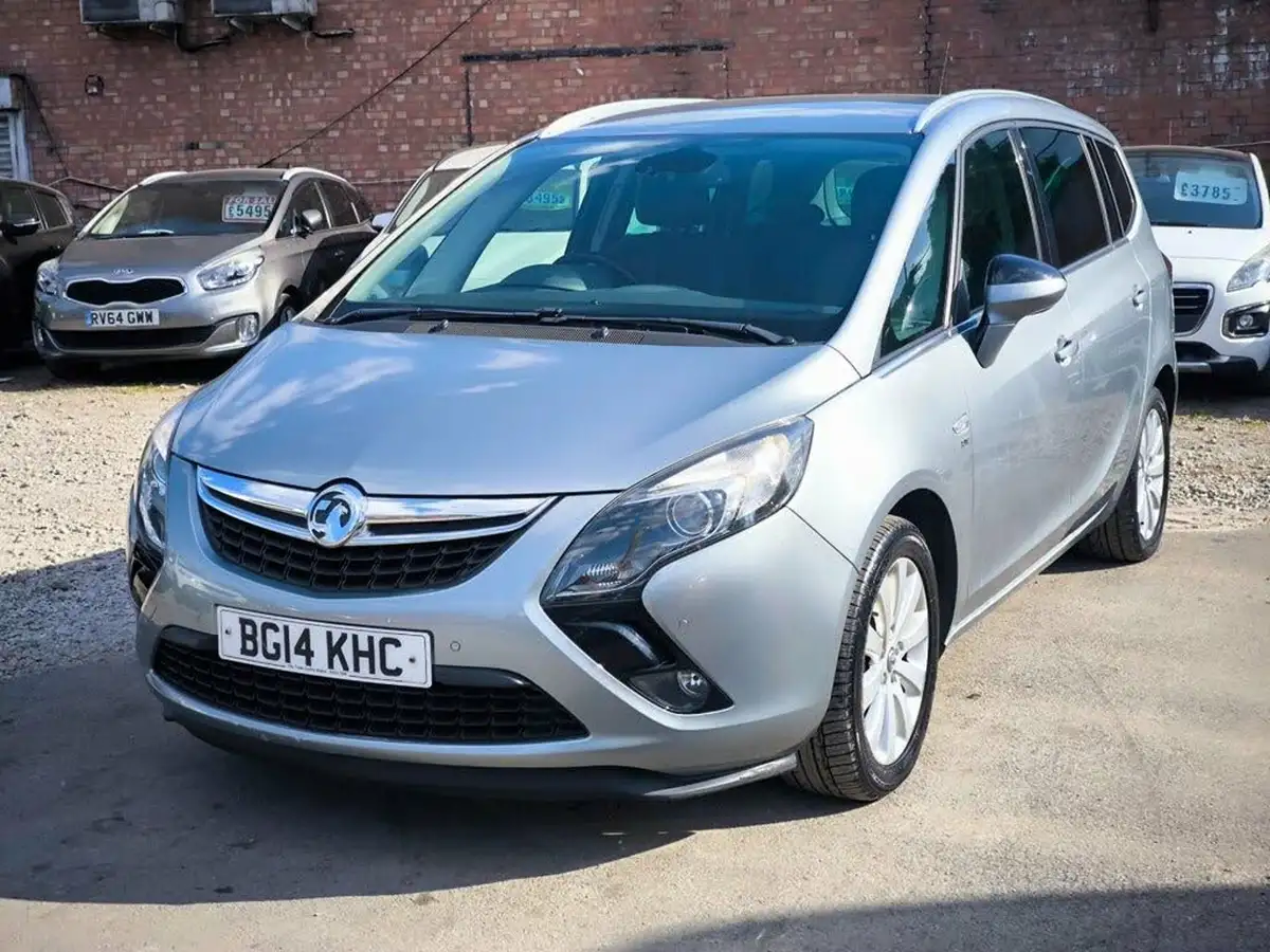 2014-vauxhall-zafira-tourer-20cdti-se-big-33