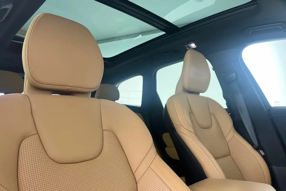2021-volvo-xc60-20-t8-inscription-pro-390bhp-big-33