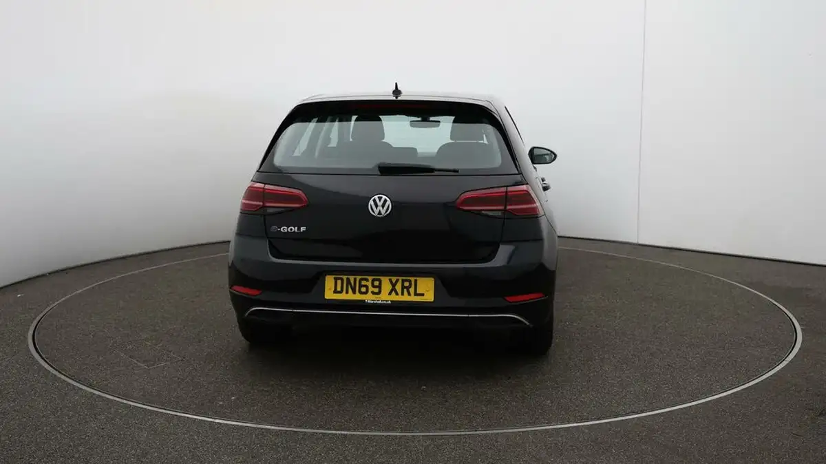 2019-volkswagen-golf-e-e-golf-big-57