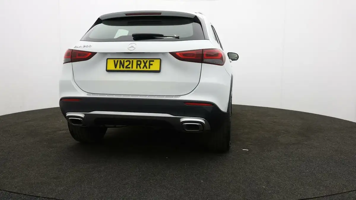 2021-mercedes-benz-gla-class-13-gla-200-sport-big-75