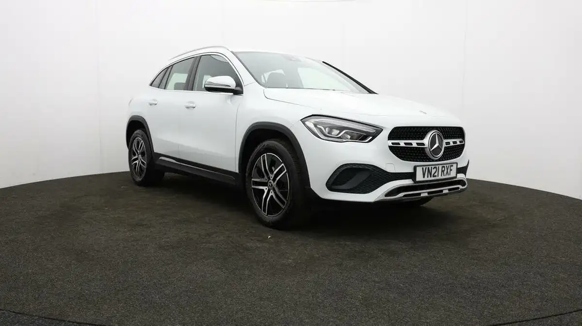 2021-mercedes-benz-gla-class-13-gla-200-sport-big-47