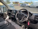 2020-peugeot-boxer-22-bluehdi-professional-435-l4-h2-small-8