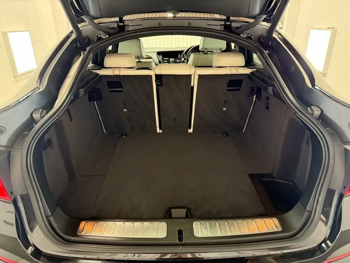 2018-bmw-x4-20td-xdrive20d-m-sport-big-29