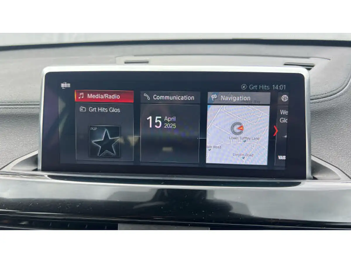 2021-bmw-x1-15-sdrive18i-xline-big-21
