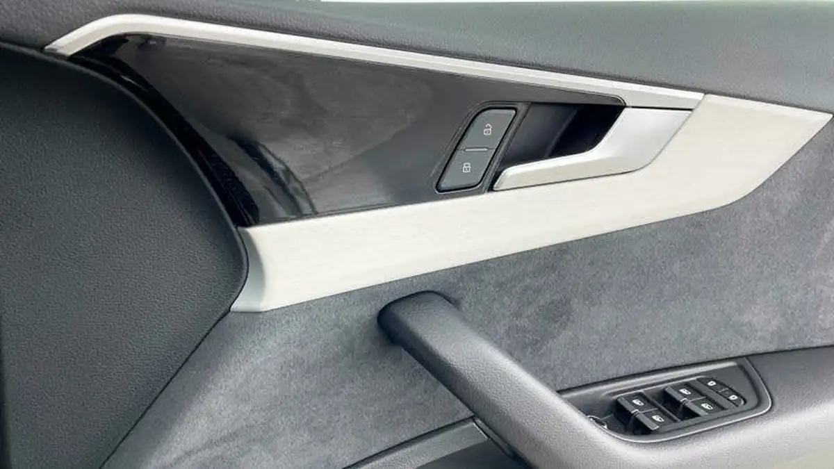 2024-audi-a4-20-35-tfsi-s-line-big-18