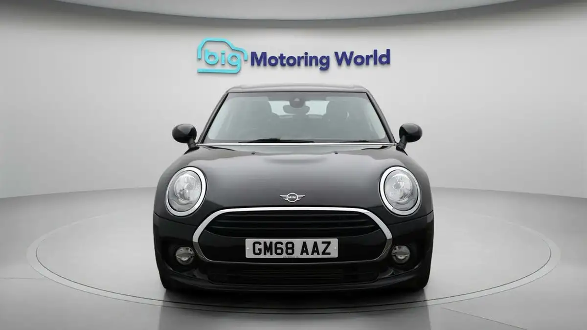 2018-mini-clubman-15-cooper-classic-ss-auto-big-2