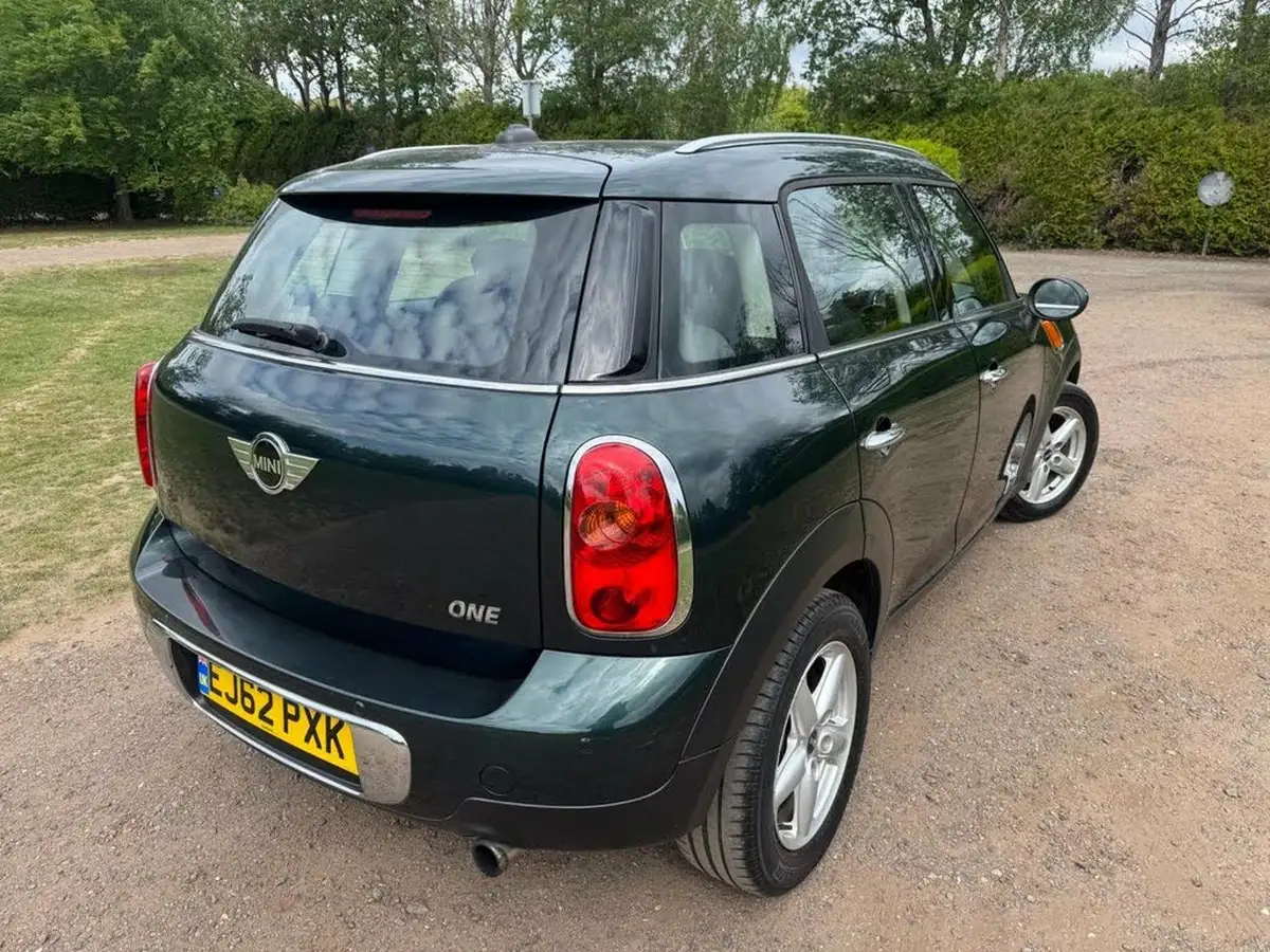 2012-mini-countryman-16-one-122bhp-auto-big-12