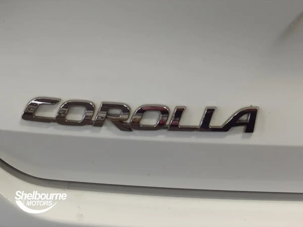 2024-toyota-corolla-18-vvt-i-gr-sport-touring-sports-big-19