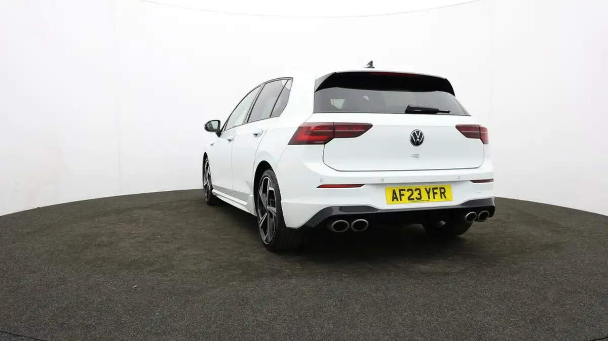 2023-volkswagen-golf-20-tsi-r-320ps-hatchback-big-78