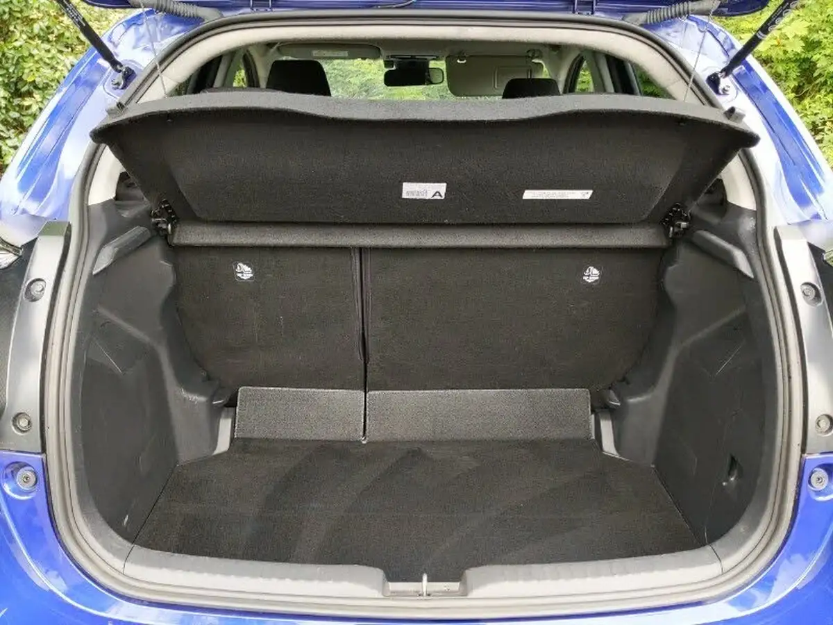 2022-toyota-yaris-15-vvt-i-design-big-7