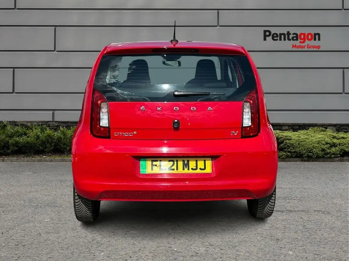 2021-skoda-citigo-e-se-big-16