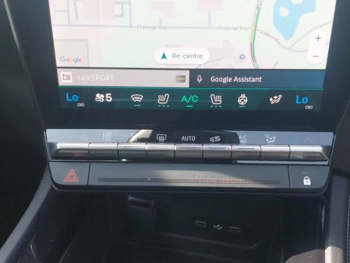 2024-renault-rafale-12-techno-esprit-alpine-300ps-4wd-plug-in-big-17