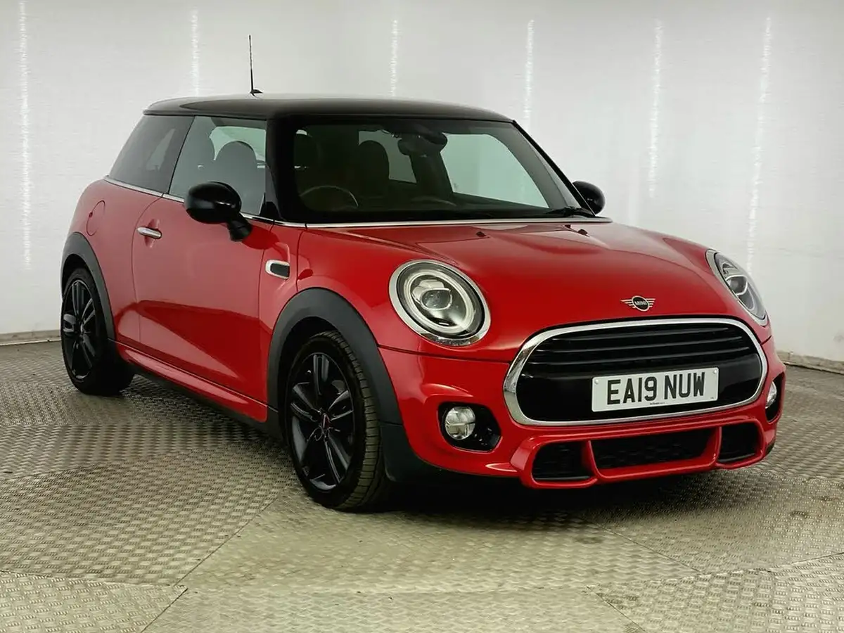 2019-mini-cooper-15-cooper-sport-hatchback-3d-auto-big-0