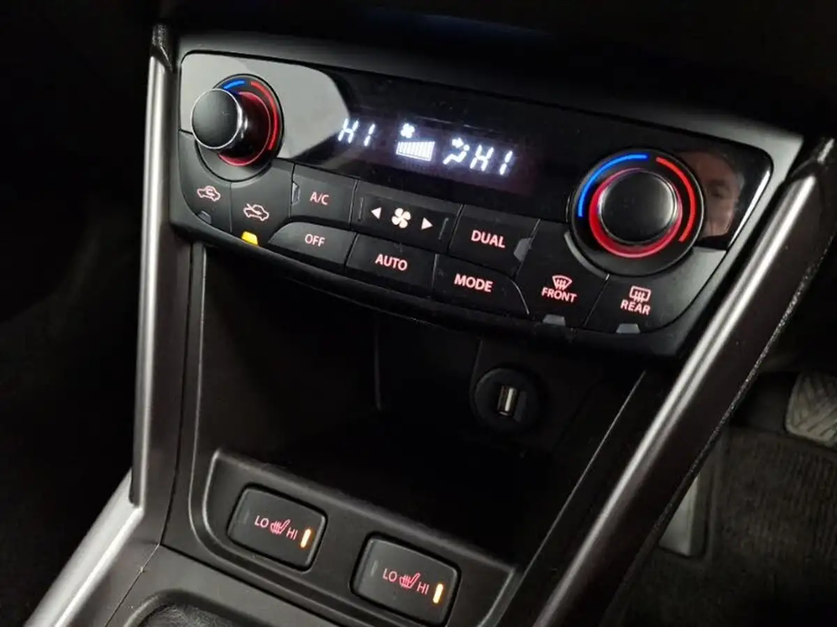 2023-suzuki-s-cross-14-boosterjet-motion-big-13