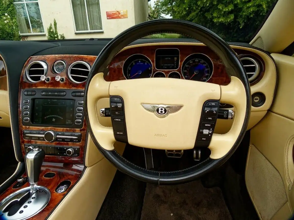2007-bentley-continental-60-gtc-big-33