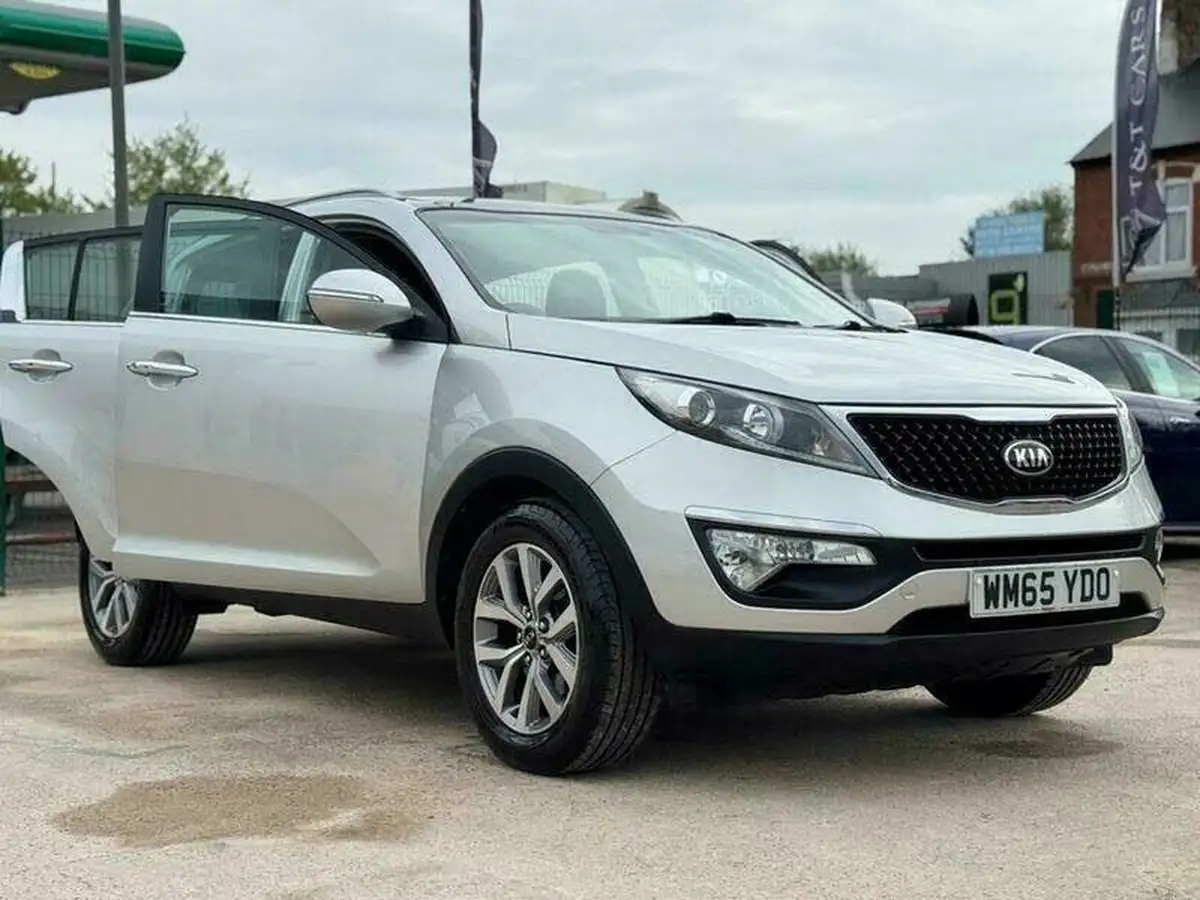 2016-kia-sportage-16-gdi-2-133bhp-big-12