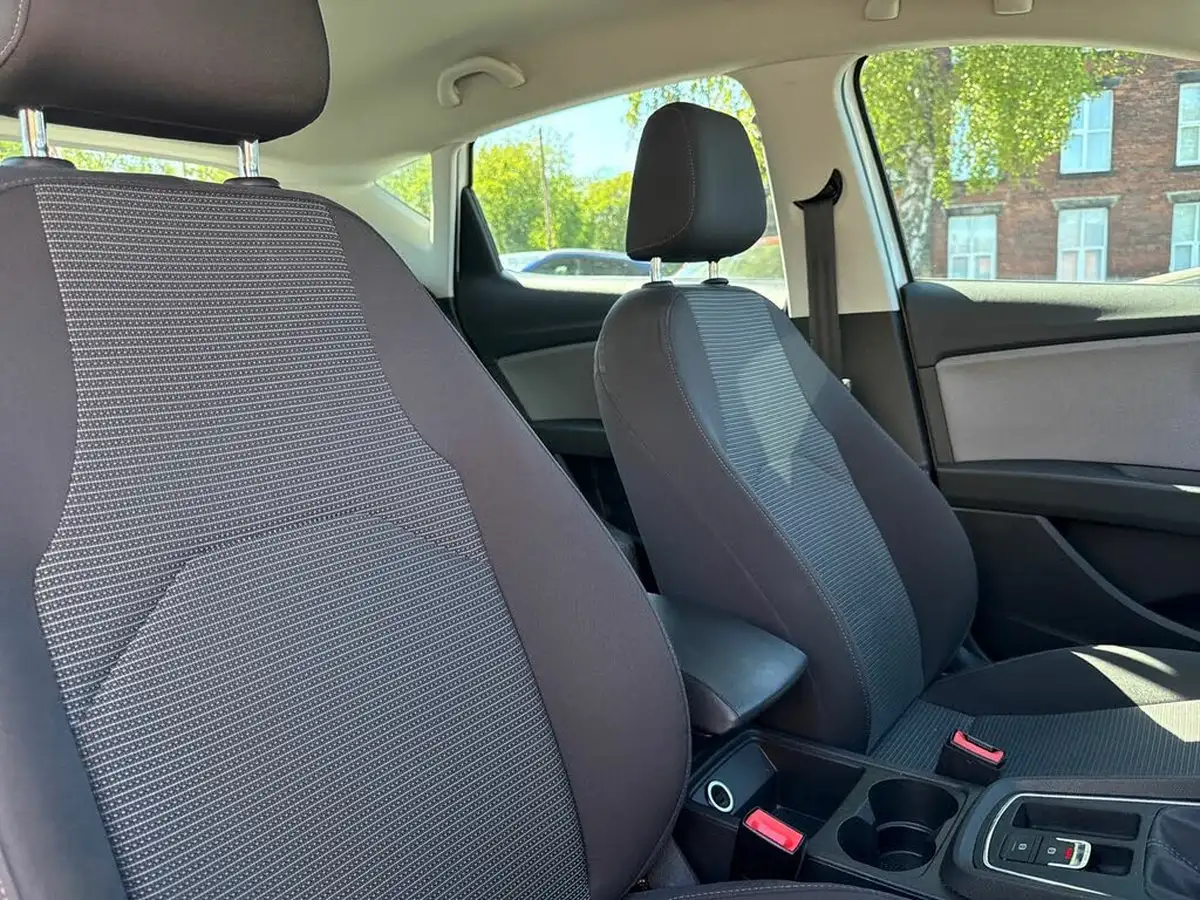 2019-seat-leon-15-tsi-evo-se-hatchback-big-42