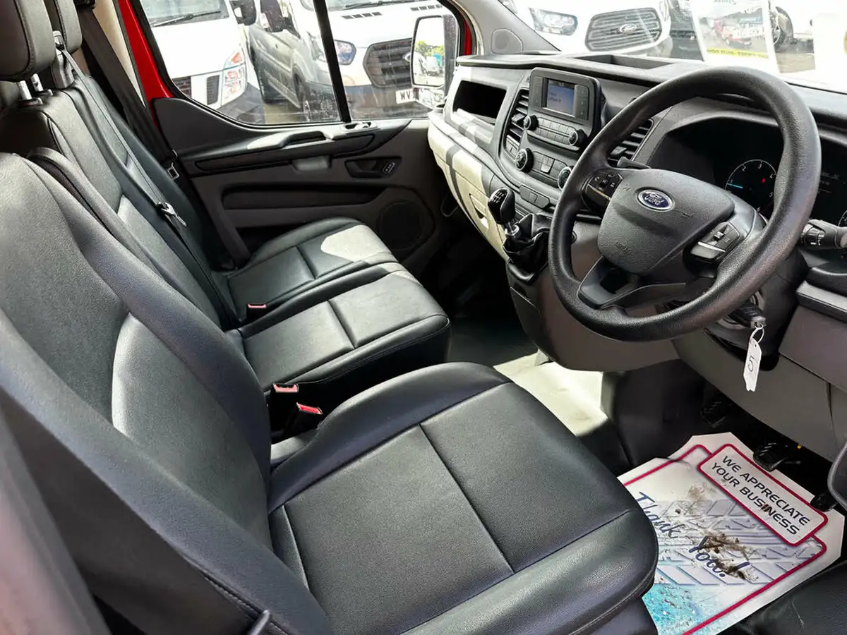 2020-ford-transit-custom-20tdci-280-l1h1-leader-105pseu6dt-panel-van-big-15