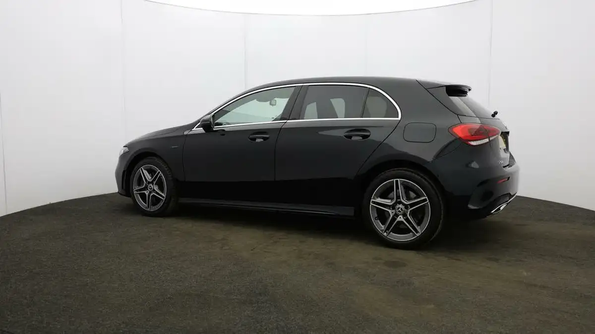 2021-mercedes-benz-a-class-13-a250e-amg-line-hatchback-5d-big-65