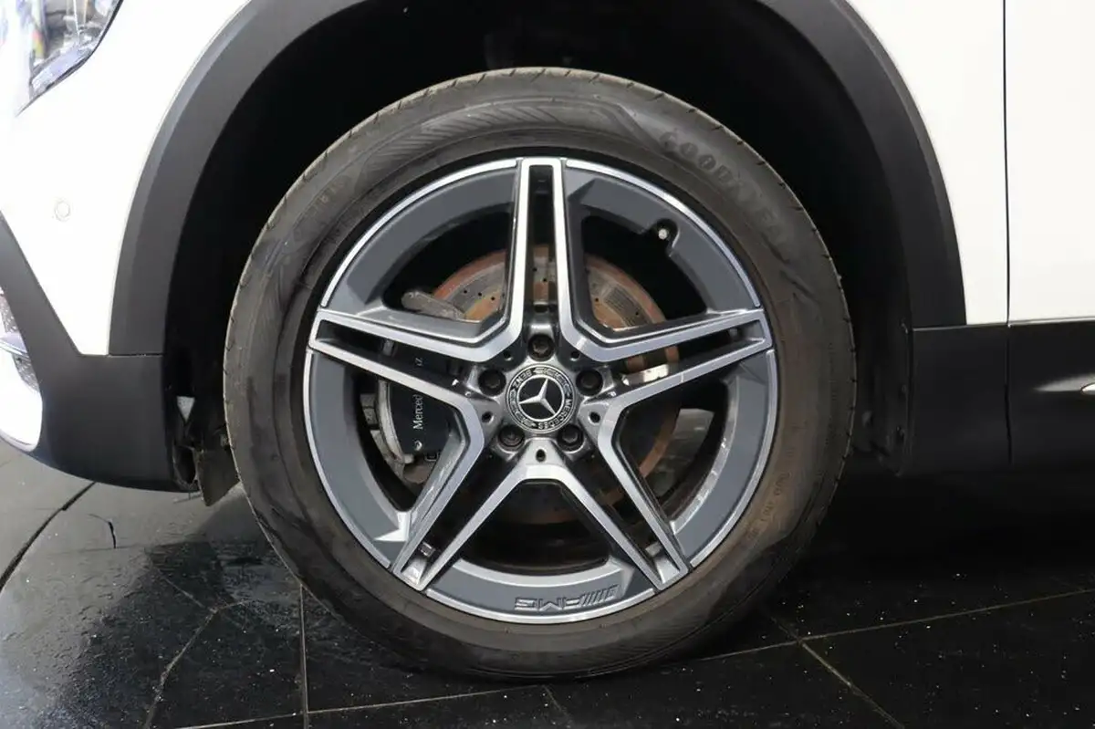 2021-mercedes-benz-glb-class-13-glb200-amg-line-premium-7g-tronic-big-35